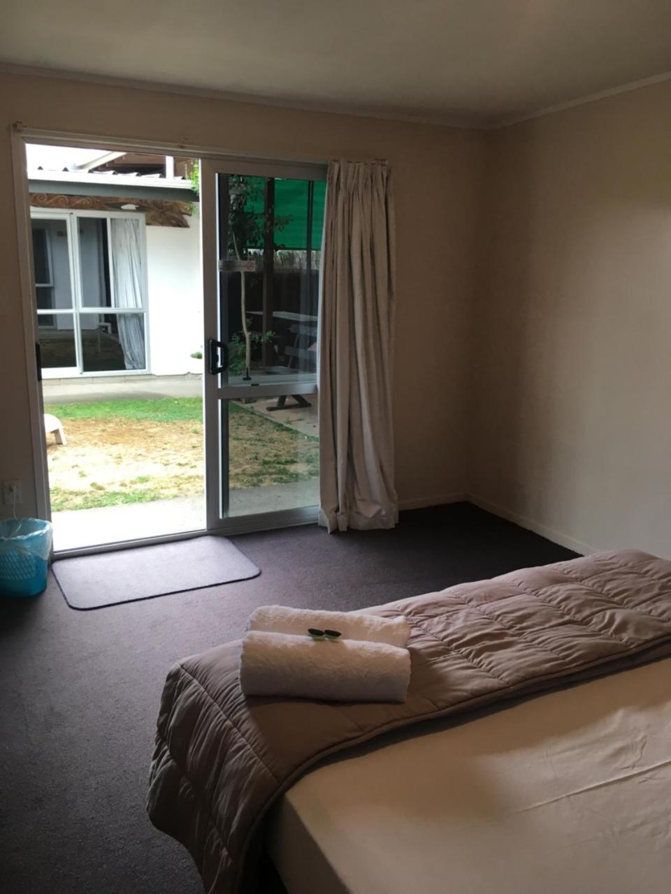 Beachcomber Lodge & Backpacker Kaitaia Exterior foto